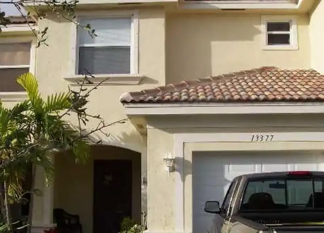Property at 13377 Georgian Ct, Wellington, FL, 33414, 2 beds, 2.5 baths, [object Object]