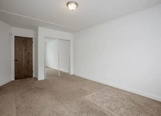 Property at 111 Dolores Dr Unit 111-8, Bensenville, IL, 60106, 1 bed, 1 bath, [object Object]