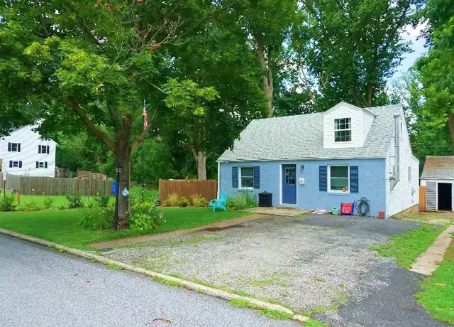 Property at 74 Mildred Ln, Aston, PA, 19014, 3 beds, 2.5 baths, [object Object]