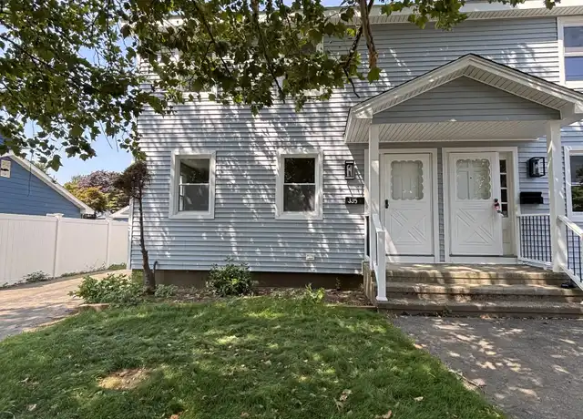 Property at 335 Wiklund Ave, Stratford, CT, 06614, 3 beds, 1.5 baths, [object Object]