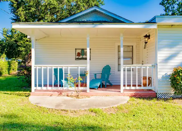 Property at 1252 E Burgess Rd, Pensacola, FL, 32504, 3 beds, 2.5 baths, [object Object]