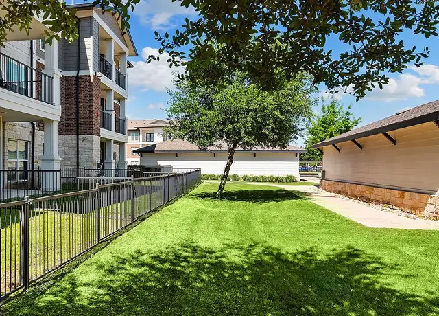 Photo of 1900 Onion Creek Pkwy, Austin, TX 78748