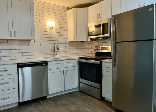 Property at Fender Creek Apartments - 4955 Fender Rd, Lisle, IL, 60532, 1 bed, 1 bath, [object Object]
