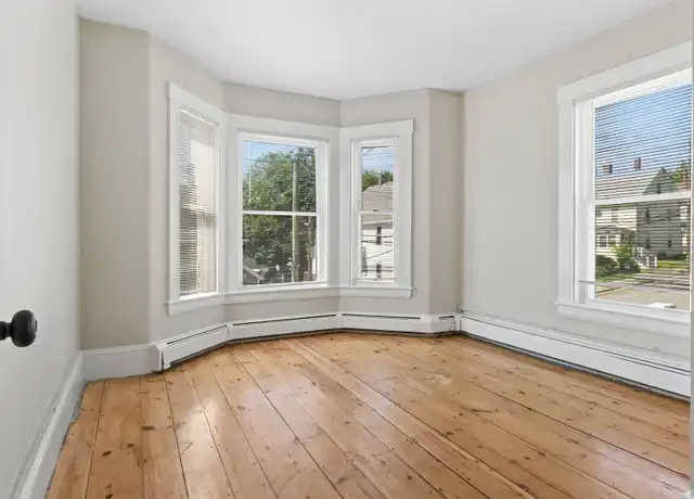 Property at 30 Ham St Unit B, Dover, NH, 03820, 3 beds, 1 bath, [object Object]