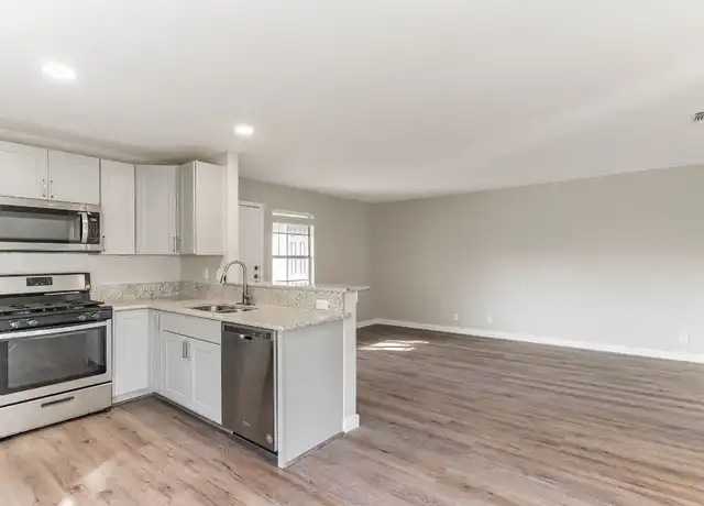 Property at 401 Hedgewood Dr Unit D, Georgetown, TX, 78628, 2 beds, 1 bath, [object Object]