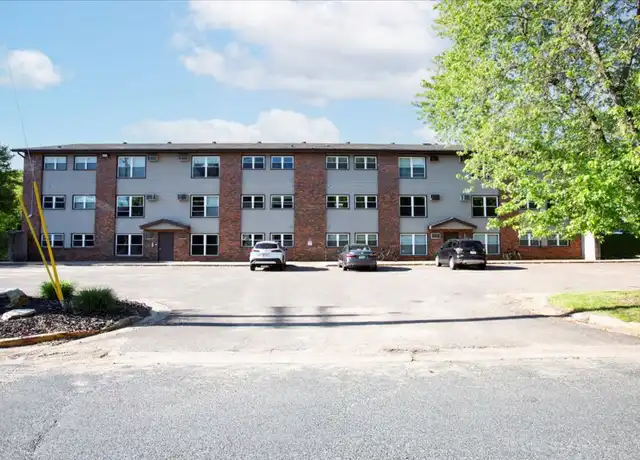 Property at 1721 Broadway St S Unit 219, Menomonie, WI, 54751, 2 beds, 1 bath, [object Object]