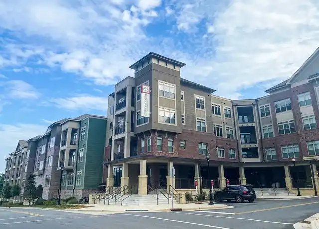 Property at Providence Row - 5350 Pinehurst Park Dr, Charlotte, NC, 28211, 0-3 beds, 1-2.5 bath, [object Object]