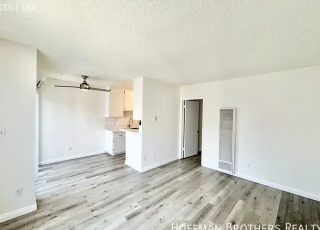 Property at 4338 Berryman Ave Unit 8, Los Angeles, CA, 90066, 2 beds, 1 bath, [object Object]