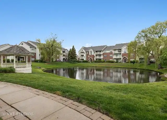 Property at 111 Kensington Cir, Wheaton, IL, 60189, 2 beds, 1 bath, [object Object]