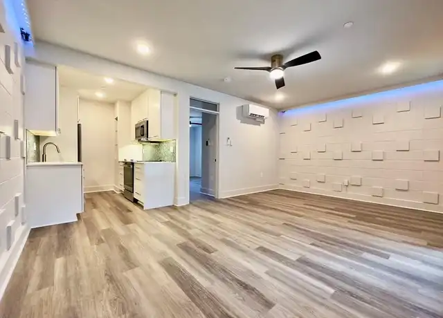 Property at 1629 Washington Ave #106, New Orleans, LA, 70130, 1 bed, 1 bath, [object Object]