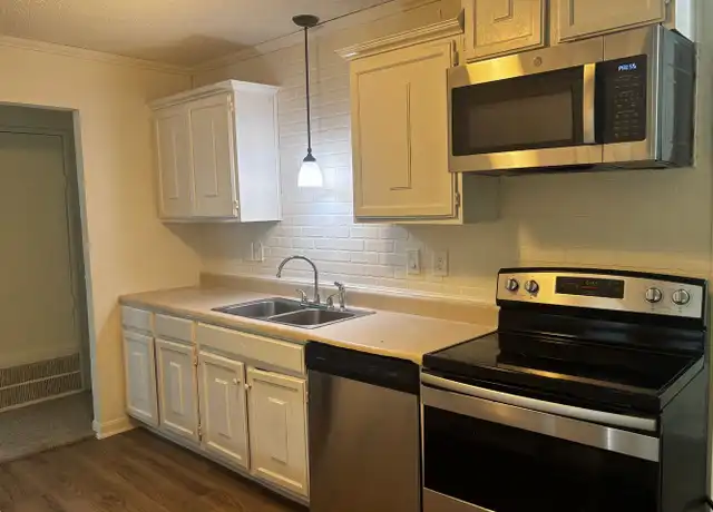 Property at 739 Vicki Dr Unit 739 A, Huntsville, TX, 77340, 3 beds, 2 baths, [object Object]