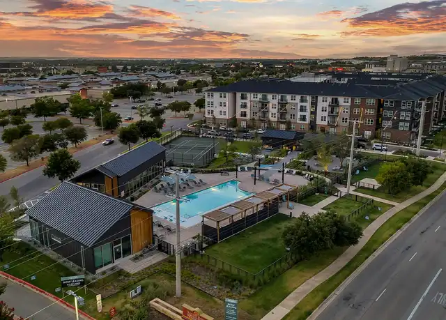Property at Lantana at Round Rock - 4600 N Mays St, Round Rock, TX, 78665, 1 bed, 1-1.5 bath, [object Object]