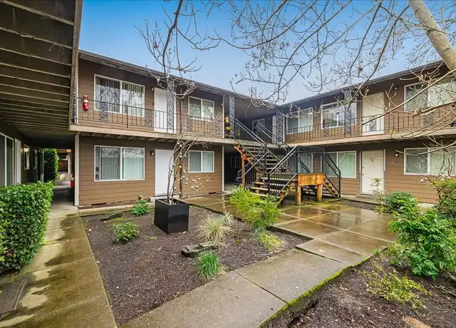 Property at Bayberry Apartments - 1069 Liberty St SE, Salem, OR, 97302, 1-2 bed, 1 bath, [object Object]