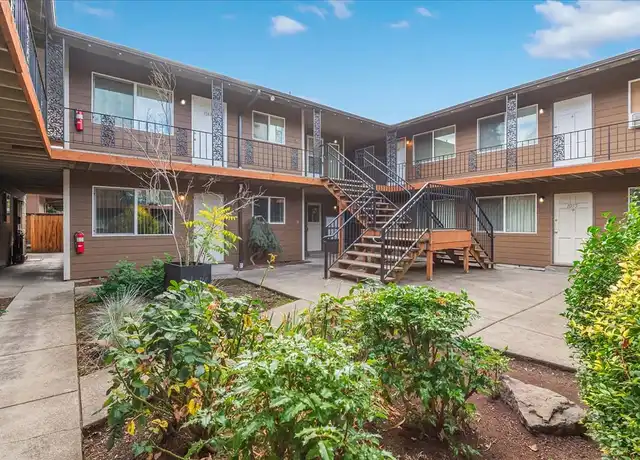 Property at Bayberry Apartments - 1069 Liberty St SE, Salem, OR, 97302, 1 bed, 1 bath, [object Object]