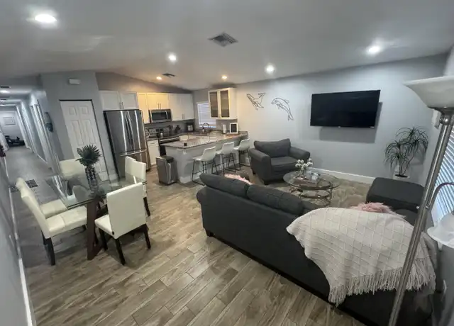Property at 601 N E St, Lake Worth Beach, FL, 33460, 3 beds, 2 baths, [object Object]