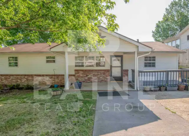 Property at 2614 Dexter Ln, Knoxville, TN, 37920, 4 beds, 2 baths, [object Object]