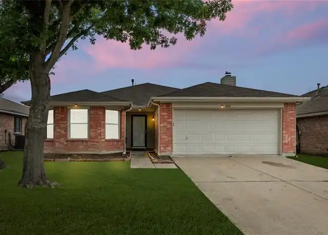 Property at 1012 Halifax Ln, Forney, TX, 75126, 3 beds, 2 baths, [object Object]