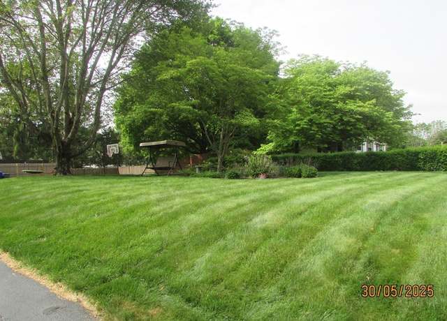Photo of 1038 Somerset Ave Unit 2, Taunton, MA 02780