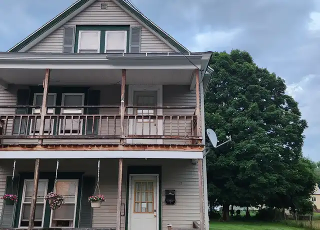 Property at 27 Mexico Ave Unit 1, Mexico, ME, 04257, 2 beds, 1 bath, [object Object]