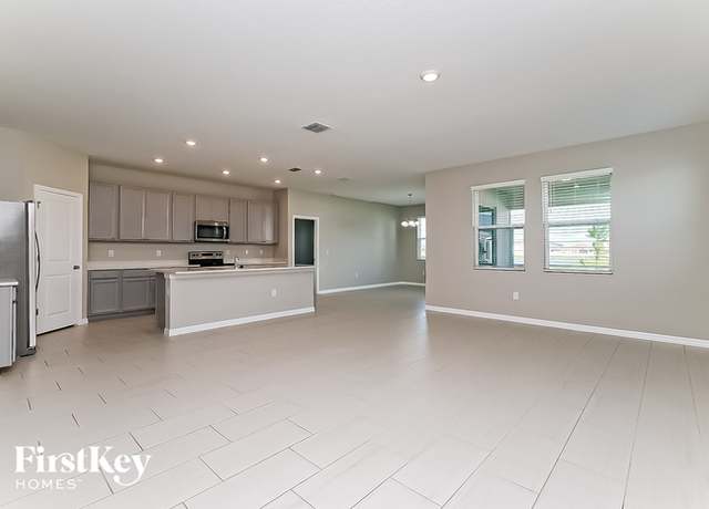 Photo of 11836 Clare Hill Ave, Riverview, FL 33579