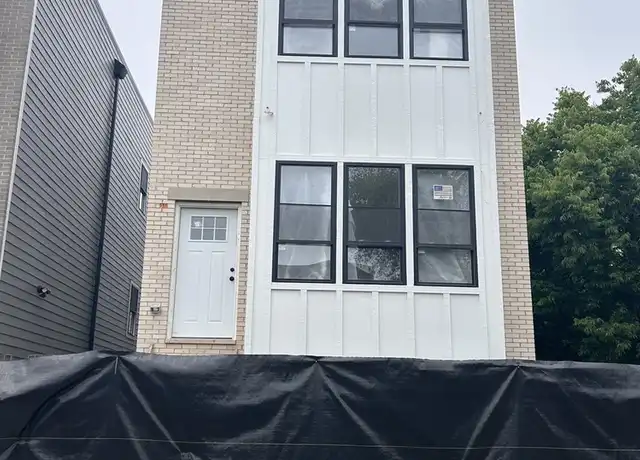 Property at 1058 N Central Park Ave Unit G, Chicago, IL, 60651, 3 beds, 2 baths, [object Object]