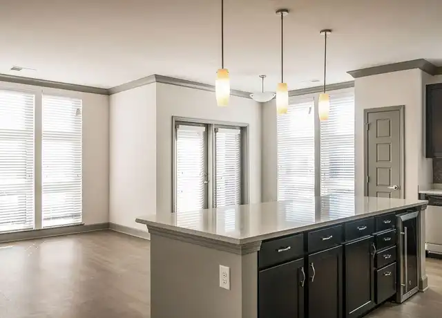 Property at Axis on Lexington - 303 Axis Dr, Louisville, KY, 40206, 1 bed, 1 bath, [object Object]
