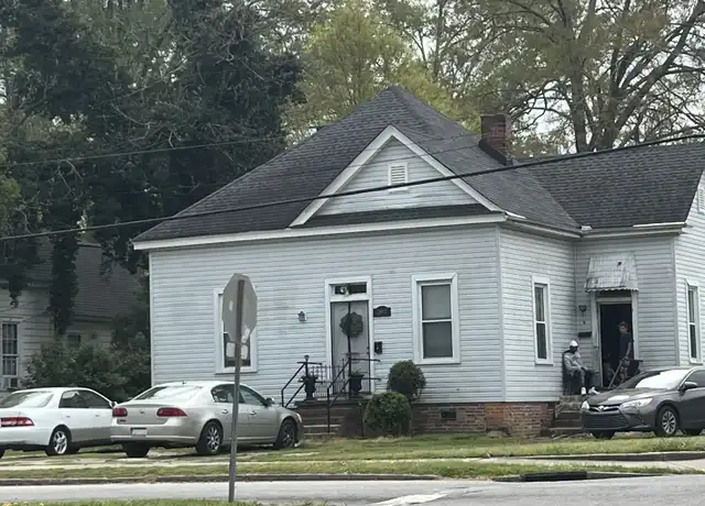 Property at 202 Taggart Ave Unit C, Greenwood, SC, 29646, 1 bed, 1 bath, [object Object]