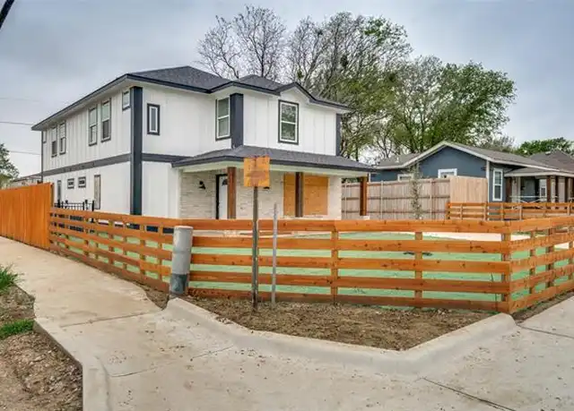 Property at 1632 E Arlington Ave, Fort Worth, TX, 76104, 3 beds, 2.5 baths, [object Object]