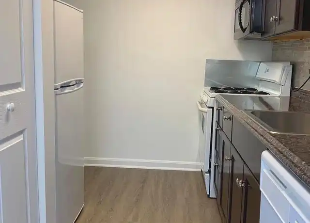 Property at 481 N Armistead St Unit T3, Alexandria, VA, 22312, 1 bed, 1 bath, [object Object]