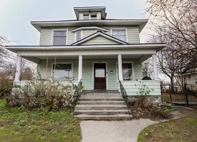 Property at 803 E Nora Ave, Spokane, WA, 99207, 7 beds, 3 baths, [object Object]