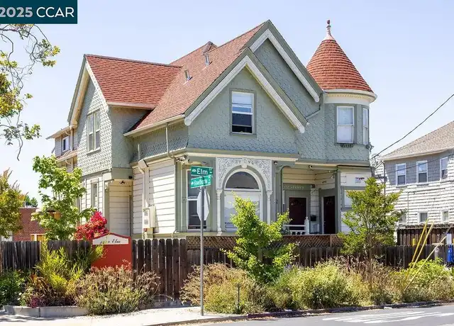 Property at 3229 Elm St Unit 1B, Oakland, CA, 94609, 2 beds, 1 bath, [object Object]