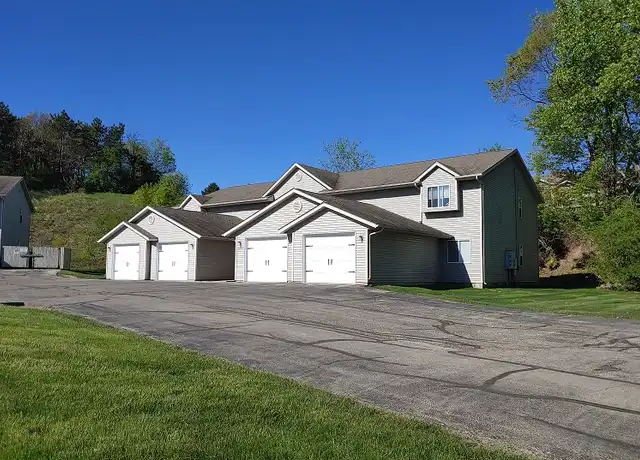 Property at 5005 Taylor Rd, McFarland, WI, 53558, 2 beds, 1 bath, [object Object]