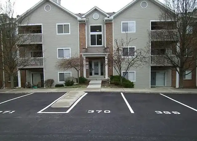 Property at 460 Lakeview Dr #208, Wilder, KY, 41071, 2 beds, 2 baths, [object Object]