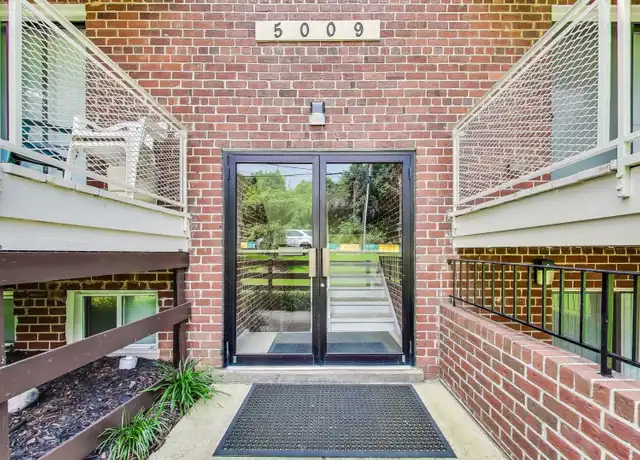 Property at 5009 Quincy St, Bladensburg, MD, 20710, 2 beds, 1 bath, [object Object]