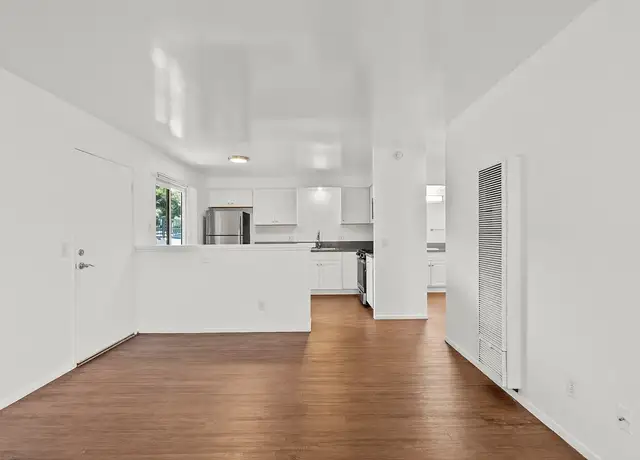 Photo of 520 W Carrillo St, Santa Barbara, CA 93101