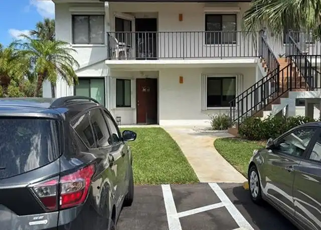 Property at 4983 Pepper Cir Unit H201, Naples, FL, 34113, 2 beds, 2 baths, [object Object]