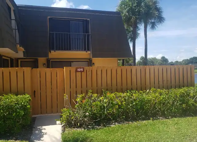 Property at 1015 10th Way Unit 1015, West Palm Beach, FL, 33407, 2 beds, 2.5 baths, [object Object]