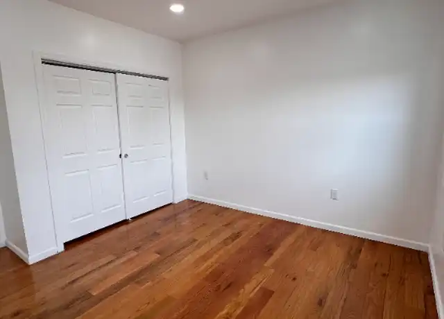 Property at 266 Main St Unit 6, Paterson, NJ, 07505, 3 beds, 1 bath, [object Object]