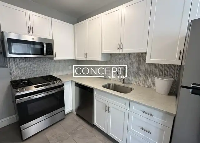Property at 233 Lafayette St, Salem, MA, 01970, 2 beds, 1 bath, [object Object]