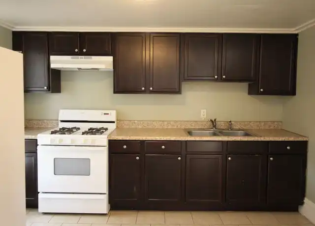 Property at 714 Butterworth St SW, Grand Rapids, MI, 49504, 3 beds, 1.5 baths, [object Object]