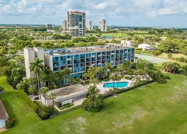Property at 1830 Embassy Dr #123, West Palm Beach, FL, 33401, 2 beds, 1.5 baths, [object Object]
