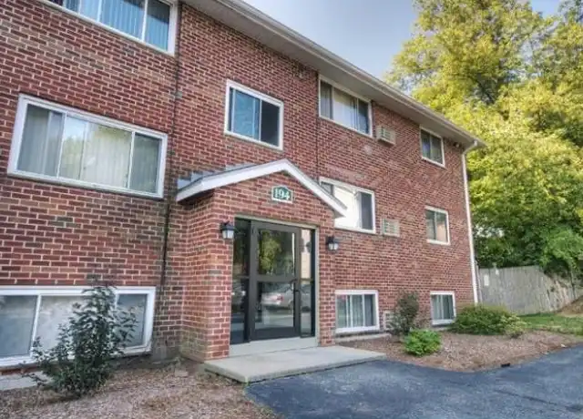 Property at 194 Cohasset St, Worcester, MA, 01604, 2 beds, 1 bath, [object Object]