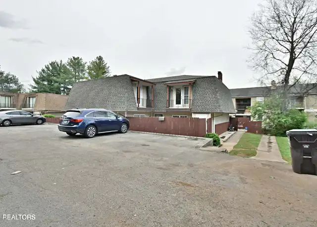 Property at 9111 Woodpark Ln NW Unit C, Knoxville, TN, 37923, 3 beds, 2.5 baths, [object Object]