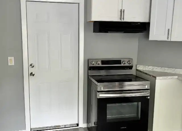 Property at 157 Coombs Ave SE, Milledgeville, GA, 31061, 3 beds, 1.5 baths, [object Object]