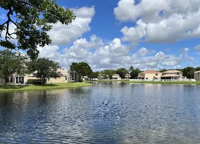 Property at 4811 NW 58th Mnr, Coconut Creek, FL, 33073, 2 beds, 2.5 baths, [object Object]
