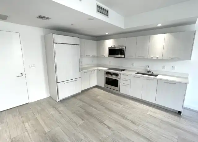 Property at 55 SW 9th St #2707, Miami, FL, 33130, 1 bed, 1 bath, [object Object]