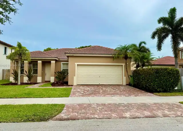 Property at 1924 SE 17th Ct Unit 1924, Homestead, FL, 33035, 3 beds, 2 baths, [object Object]
