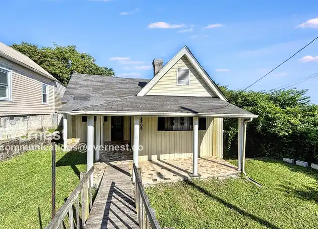 Property at 4509 Highland Ave, Chattanooga, TN, 37410, 3 beds, 2 baths, [object Object]