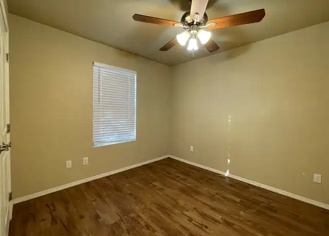 Property at 3300 N Atkinson Ave Unit 5, Roswell, NM, 88201, 3 beds, 2 baths, [object Object]
