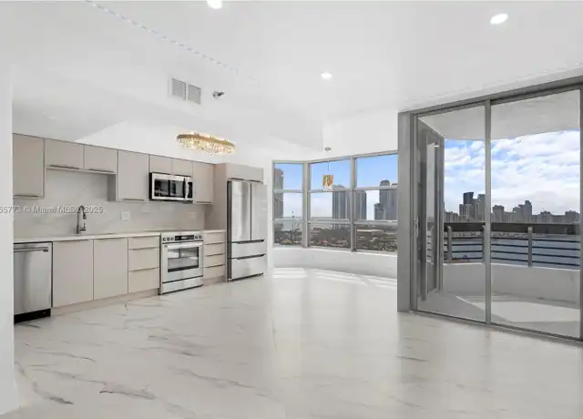 Property at 19195 NE 36th Pl #2301, Aventura, FL, 33180, 2 beds, 2 baths, [object Object]